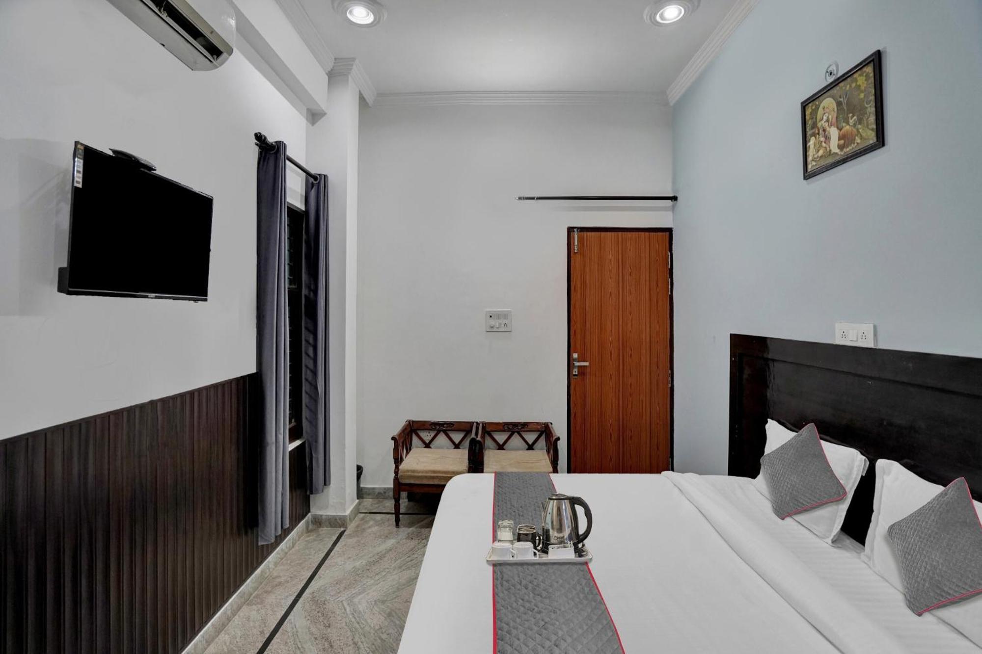 Collection O Samira Residency Near Botanic Garden Of Indian Republic Hotel Noida Kültér fotó